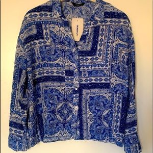 NWT long Sleeve shirt